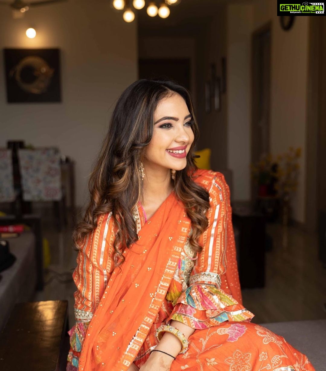 Pooja Banerjee - 47.7K Likes - Most Liked Instagram Photos