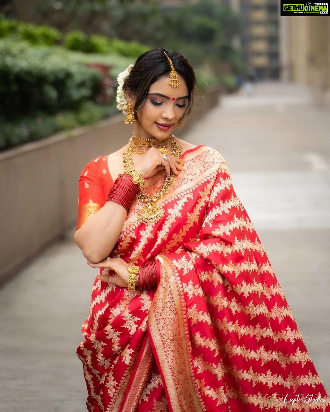 Pooja Banerjee - 48.1K Likes - Most Liked Instagram Photos