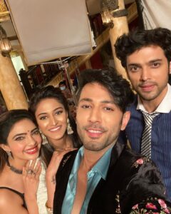 Pooja Banerjee Instagram - #memories #kasautiizindagiikay2 #PhotoDump #CrazyUs #loveyouAll