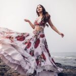 Pooja Banerjee Instagram - Actor @poojabanerjeee ❤️ Styled by @thedotdiary @thedottstyle Wardrobe by @kashmiraaofficial Accerssories by @rimayu07 Makeup by @makeupbyvaish . . . #thedottstyle #fashionstylist #fashionstyling #fashion #poojabanerjee
