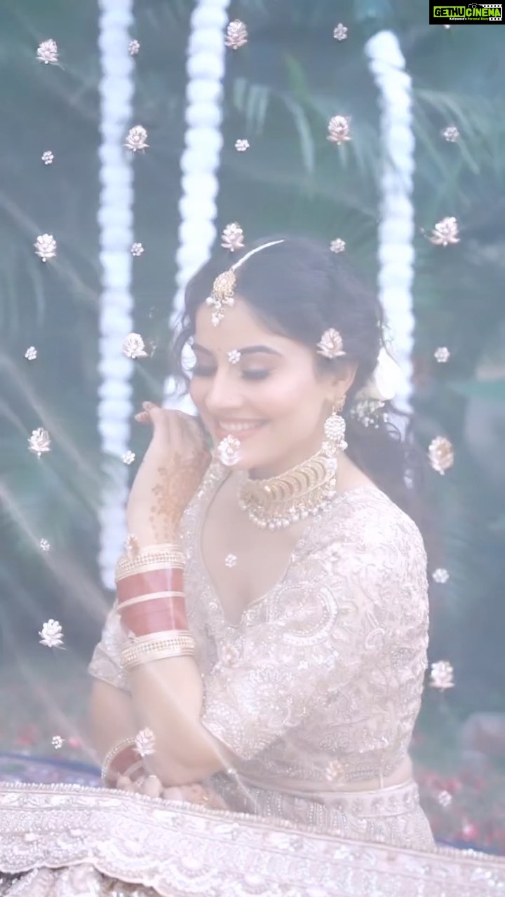 Prabh Grewal Instagram - Presenting this subtle yet classy look for upcoming wedding season 💫 Thankyou @prabhgrewalofficial you were an absolute sweetheart ♥️ . Special Thanks to @officialpriya_13 ♥️ Makeup- @adornedbyzeena Hair - @hairbyrahulkainth Wearing- @seobridalstudio_official Jewellery- @punjaban_gehna_13 _gehna_13 Photography- @capturing_master . . . #prabhgrewal #brides #reeltoreel #makeupartist #mua #usa #punjab #reels #reelsinstagram #reelsindia #reelsvideo #punjabibride #bride #reelitfeelit #wedding #makeup # Chandigarh, India