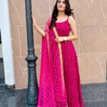 Prabh Grewal Instagram – 𝓢𝓹𝓪𝓻𝓴𝓵𝓮! 💫✨
𝔂𝓸𝓾 𝓵𝓸𝓸𝓴 𝓯𝓪𝓫𝓾𝓵𝓸𝓾𝓼 💖
#festivalseason #festivaloutfit
👗 @aadbygs
