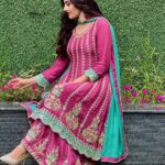 Prabh Grewal Instagram - 🌸🌸 👗 Beautiful Suit by @namdhari_fashions