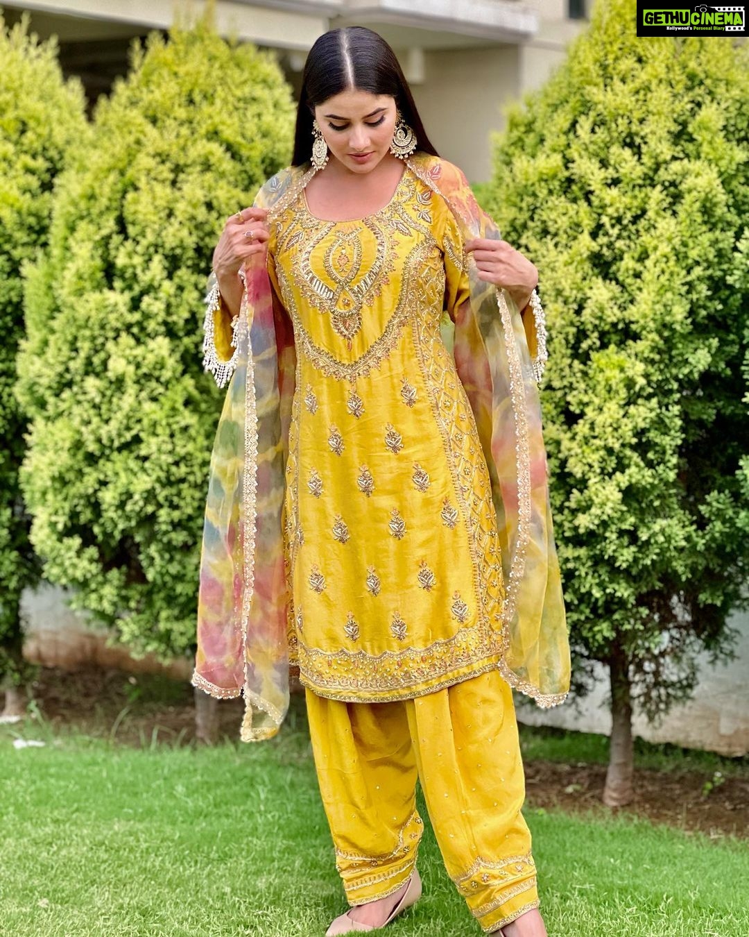 Prabh Grewal Instagram - πΌπ«π @meharbyjassmangat
