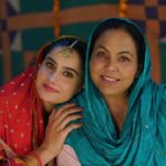 Prabh Grewal Instagram - ਰਾਜ ਕਾਕੜੇ ਮੈਂ ਡੰਗੀ ਤੇਰੇ ਪਿਆਰ ਦੀ, ਬੇਬੇ ਮਿਰਚਾਂ ਮੇਰੇ ਤੋਂ ਨਿੱਤ ਵਾਰ ਦੀ...!!❤️ 3 Days to go😍💃 Padmashri KAURSINGH 🎬🧿❤️🙏