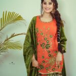 Prabh Grewal Instagram – Mathe te chamkan val…♥️
.
.
.
👗 @faizah.in 
💄 @janvichauhanmua 
 💆‍♀️ @hairstylist_laddi312 
📸 @capturing_master
#prabhgrewal #prabhgrewalofficial