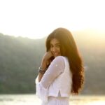 Pranali Rathod Instagram – Khayalon Mein Lakhon Baatein Yun Toh Keh Gayaaaa
Bola Kuch Na Tere Samne💕🤦🏻‍♀️