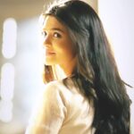 Pranali Rathod Instagram – Palkon Mein Kaid Hoke
Reh Jao Tum Mujhi Mein💕
