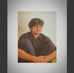 Pravisht Mishra Instagram - We exist in moments, nothing more

📷: @pallavipallu1