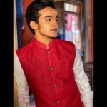 Pravisht Mishra Instagram - The only thing that will make you happy is being happy with who you are! 📷 @mangeshk30