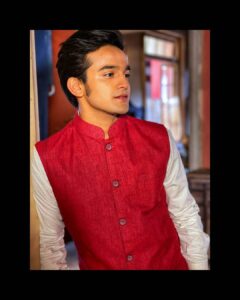 Pravisht Mishra Instagram - The only thing that will make you happy is being happy with who you are! 📷 @mangeshk30