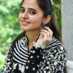 Preethi Asrani Instagram - Beauty begins the moment you decide to be yourself! 🤍 #justbeyourself #justbreathe