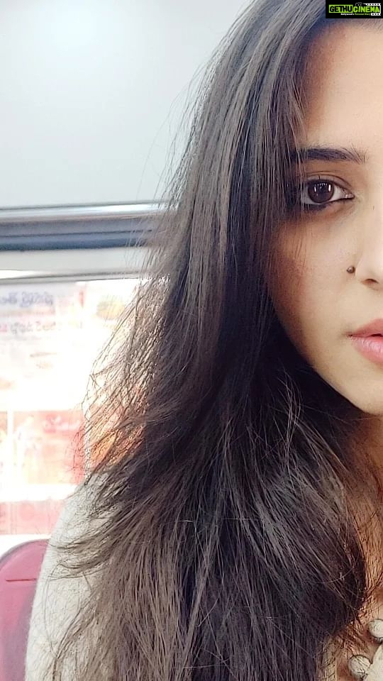 Preethi Asrani Instagram - मनday moods! 🕊️🌼🌈