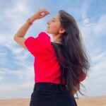 Preethi Asrani Instagram - Carpe diem! ☀️ . . #dubaidays #dessertsafari🐪