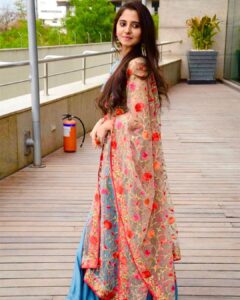 Preethi Asrani Instagram - #9hours Pre Release Event! ✨🌸
.
.
#9hoursonhotstar
#june2nd

Beautiful outfit by @romaneecontirs♥️