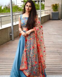 Preethi Asrani Instagram - #9hours Pre Release Event! ✨🌸
.
.
#9hoursonhotstar
#june2nd

Beautiful outfit by @romaneecontirs♥️
