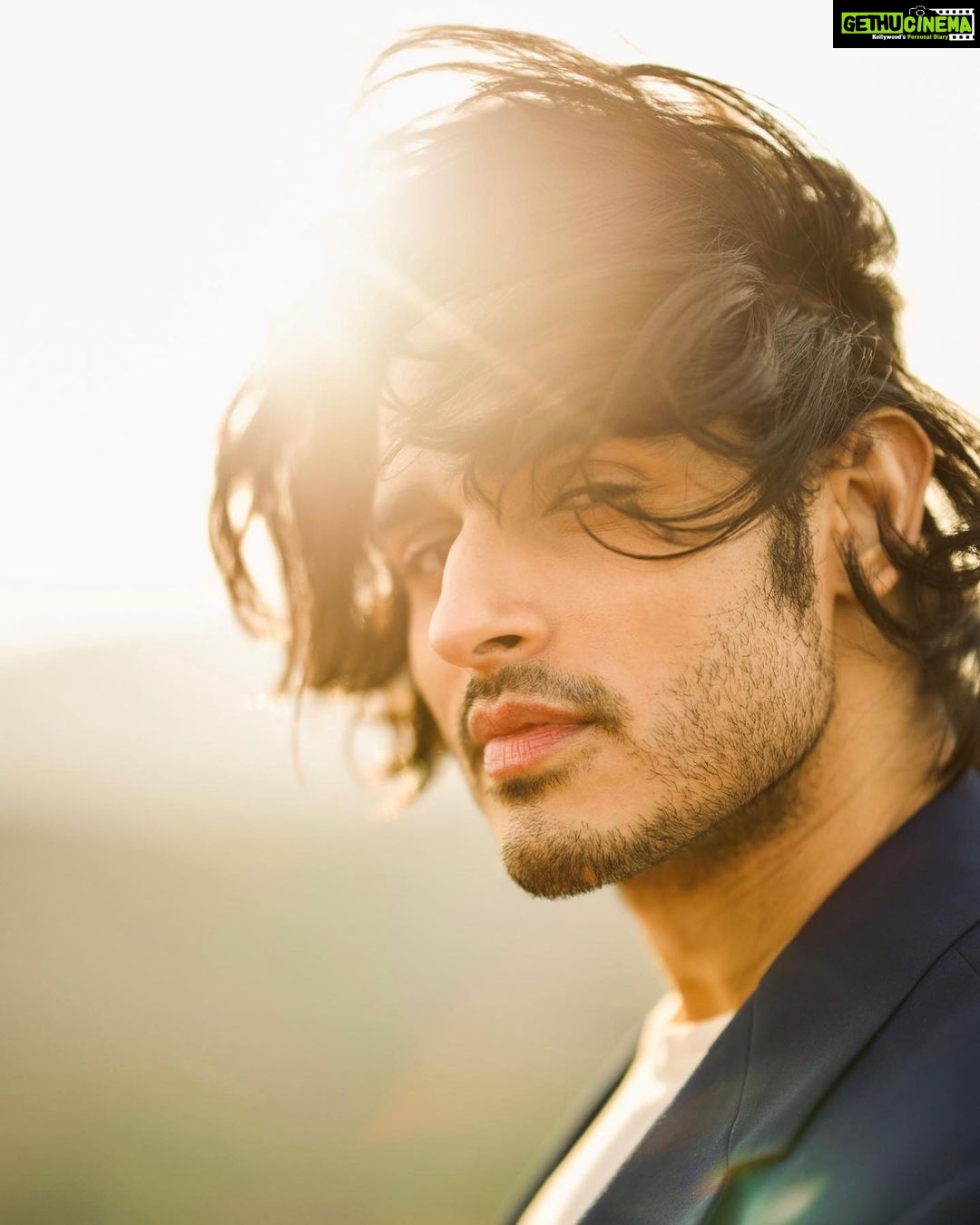 Priyank Sharma - 69.8K Likes - 📸 : @siddhant_singhvi
@_eye.for.beauty_
@storytellers_management ement
Make up : @staybeautiful_deviya
Hair : @jmagic_hair