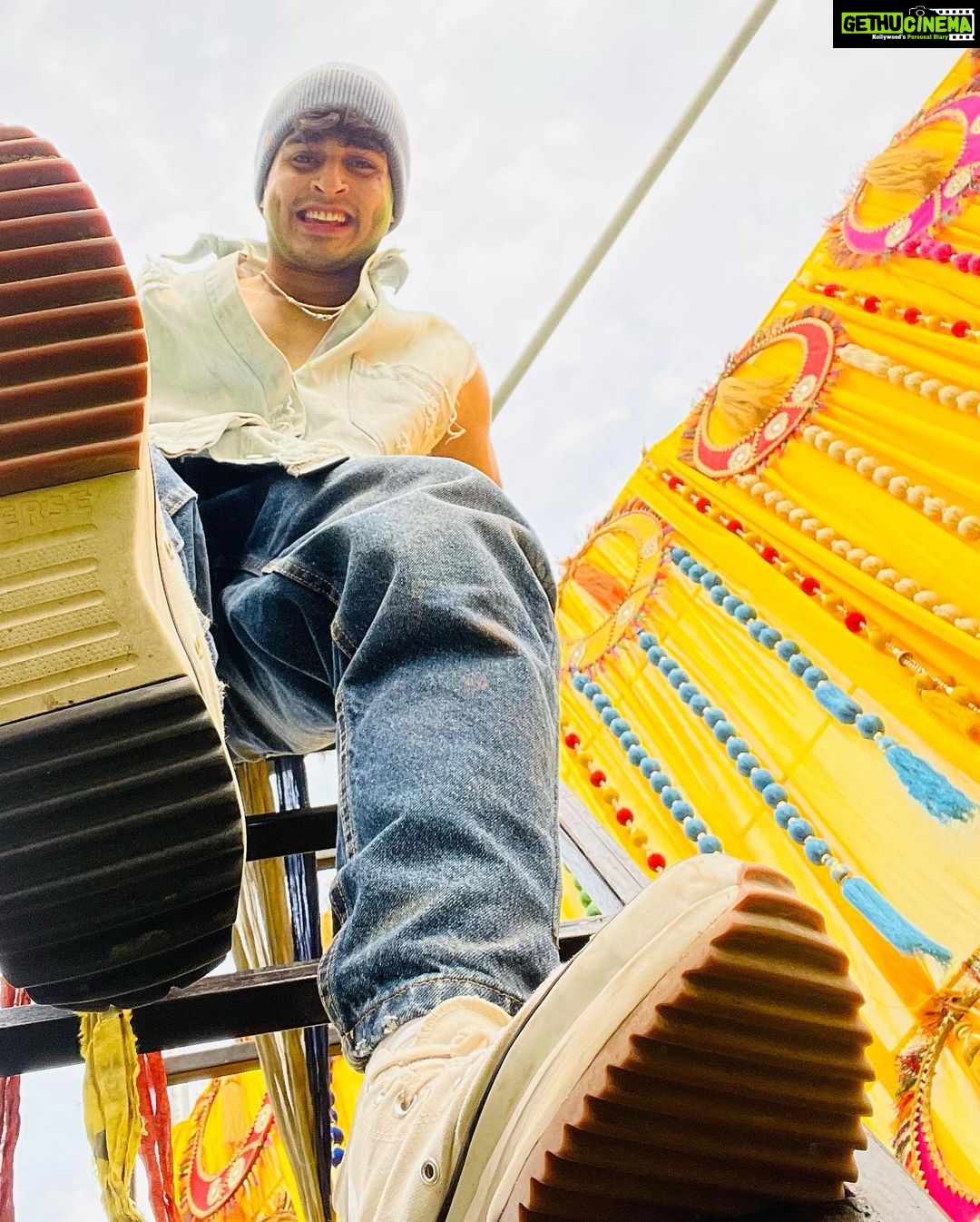 Priyank Sharma Instagram - Mene bhaang nahi pee hai fraands 📸 : @jatin.16