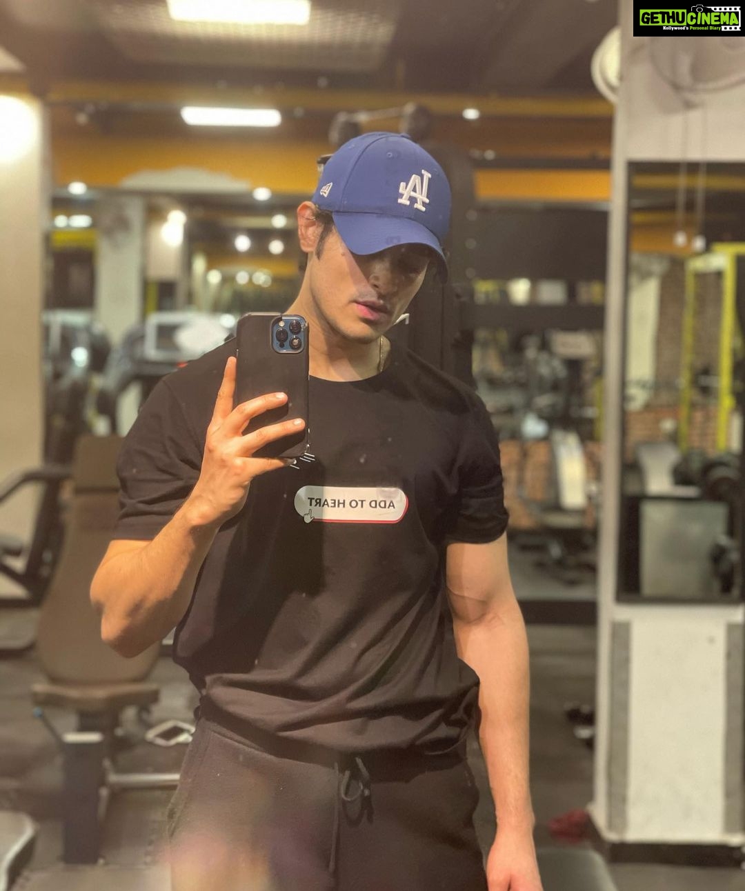 Priyank Sharma Instagram - Reshape Gym Naraina