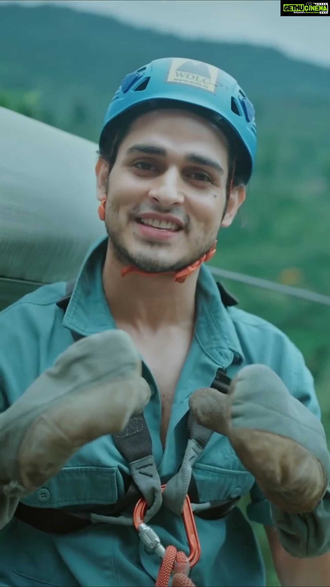 Priyank Sharma Instagram - @mtvindia The awesome combo of waadiyaan & vlog🏔️📹 Catch all the action on Hyundai x MTV What's Your VENUE— This Friday at 6 PM. @hyundaiindia #WhatsYourVENUE #LivetheLitLife #Hyundai #HyundaiIndia #HyundaiVENUE #traveldiaries #travelvlog