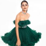 Priyanka Chahar Choudhary Instagram - Last pic is my fav ✨✨✨ Stylist: @kmundhe4442 Photographer: @akshayphotoartist Editor: @piyush_gupta__24 Makeup & Hair: @jidnyasa_makeup Outfit: @amr_couture Jewellery: @tikamdasmotiramjewellers Team: @greenlight__media #priyankachaharchoudhary #pinkvillastyleicons2023