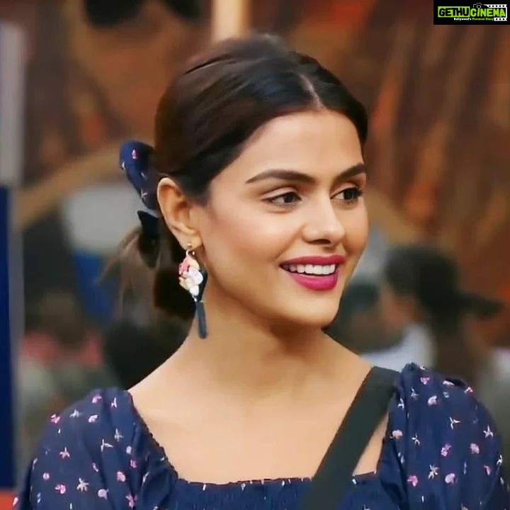 Priyanka Chahar Choudhary Instagram - If you had a chance to write Pari a letter, what would you have said? Pour your heart out in the comments section!❤️ And the most beautiful letter will be the next IG post's caption 🌸🥰 Outfit: @phases_clothing x @zaamo.official Earrings: @sugarplumshop.co Stylist: @roshni0819 Team: @___neerajpandey___ #PariForTheWin @colorstv @endemolshineind #PriyankaChaharChoudhary #PriyankaIsTheBoss #BBQueenPriyanka #PriyankaChaharSupremacy #PriyankainBiggBoss16 #BiggBoss16 #BB16