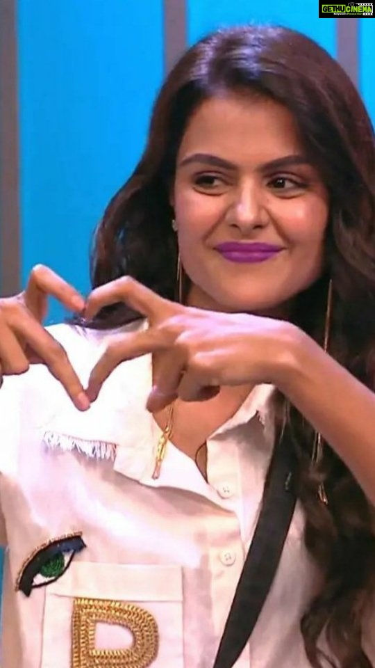 Priyanka Chahar Choudhary Instagram - It doesn't matter how you're stopping her from becoming the captain. She's already Ruling the House like a Queen! 🏆❤️🔥 @colorstv @voot @vootselect @endemolshineind @beingsalmankhan Edit: @ashmaneditors . . . . #UnbeatablePriyankaChahar #PriyankaChaharChoudhary #PriyankaChaharChoudharySupremacy #PriyankaIsTheBoss #PriyankaPaltan #PriyankainBB16 #BB16 #BiggBoss #Colors #Voot #SalmanKhan #BBQueenPriyanka #BossBabePriyanka