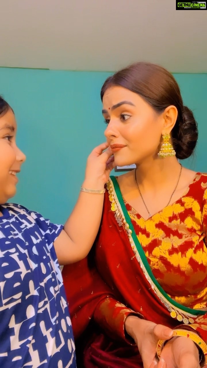 Priyanka Chahar Choudhary Instagram - Cute toh Mai zyada hi hu tujhse, candy ke bache 😛