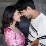 Priyanka Chahar Choudhary Instagram – Love isn’t always about romance ✨
It’s about going through life with your friend.. 👫✨
Pyaar Dosti hai 💕

📌New song coming soon.. 
Only on @playdmfofficial 

Stay tuned ‼️

@anshul300 @raghav.sharma.14661 @iamrajatnagpal @desimusicfactory

 #priyankachaharchoudhary #ankitgupta #priyankit