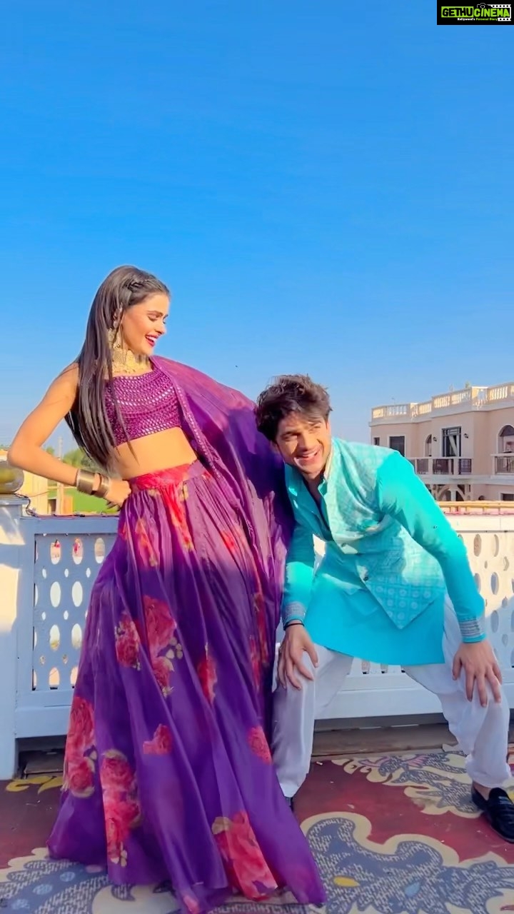 Priyanka Chahar Choudhary Instagram - Ek dance to tejo ji k sath banta hai hai @priyankachaharchoudhary 😁😉
