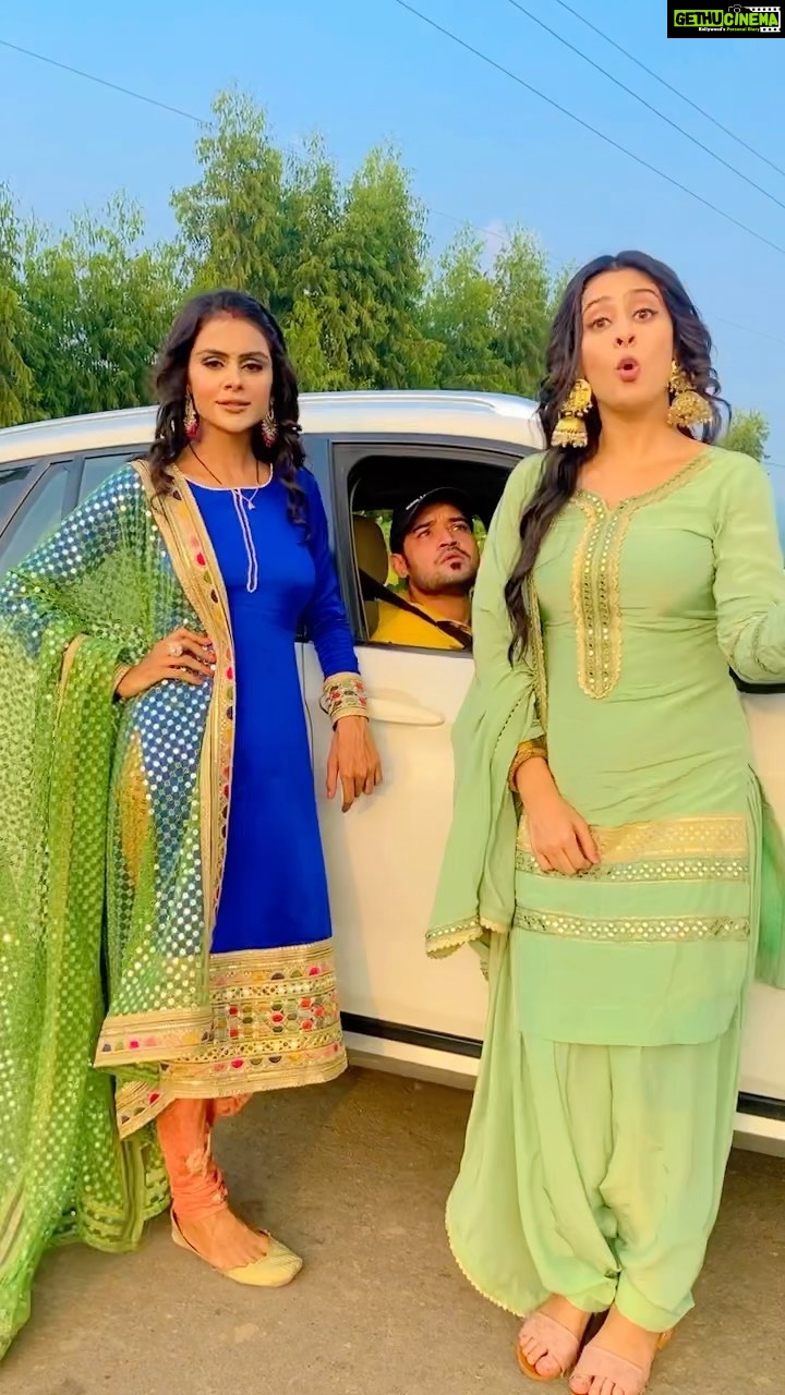 Priyanka Chahar Choudhary Instagram - And We didn’t even spare our producer 😛 @srmanjain @isha__malviya #udaariyaan #tejo #jassu