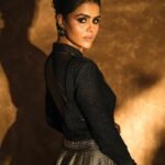 Priyanka Chahar Choudhary Instagram - Swipe left to see the most awaited picture 😉 Photographer: @sanjaydubeyphotography Styled by: @kmundhe4442 Outfit: @bharat_reshma Makeup: @makeupbyrishabk Hair: @nat_chava HMU agency: @tapnrise Team: @greenlight__media #priyankachaharchoudhary #priyankit