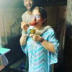 Raghav Juyal Instagram - Gola stories with @guneetmonga Thank u @itslakshya for these amazing gola photos #zindagizindabaad Amritsar, Punjab