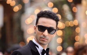 Raghav Juyal Instagram - 🖤 
#kisikabhaikisikijaan #billibilli