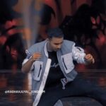Raghav Juyal Instagram - 🧞‍♂️ Easyyyyeshhhhhh Happy New Years #raghavjuyal #raghavjuyal_kingdom #danceplus6 #raghavjuyal_fandom #raghavkechutkule #crockroaxz #Comedy #slowmotion #dance . #abcd3 #streetdancer #danceplus5 #raghavbaba #raghavkechutkule #raghavjuyaldanceking #reels #reelsinstagram #reelitfeelit #reelsindia ♥️ ➖➖➖➖➖➖➖➖➖➖➖➖➖ Mumbai, Maharashtra