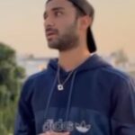 Raghav Juyal Instagram – Agar meri tarah, delhi ki saaf hawaa mein saans lena aapki bhi wishlist ka hissa hai, toh stubble burning se hone wale is smog ko bandh karwane ke liye nurture.farm ko support kare!
Aur information paane ke liye visit kare https:/bit.ly/endtheburn pe and donate kare!
#EndTheBurn #NurtureFarm #TheWishlistProject #ad