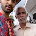 Raghav Juyal Instagram - जबरन _____ . ज़िंदगी ज़िंदाबाद Keep watching dance plus season 6 @vibhorratna @tranjeet @starplus @remodsouza @mohanshakti @punitjpathakofficial @salmanyusuffkhan @disneyplushotstar #danceplusseason6 #raghavjuyal #trending #fun #funnyvideos #funny