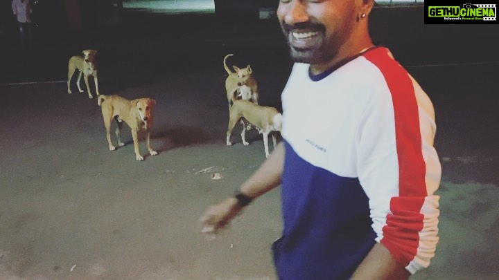 Raghav Juyal Instagram - कटाक्ष (satire) room 😂😂😂 @dharmesh0011