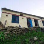 Raghav Juyal Instagram - A lady’s death on Sunday in Pauri is a sign of how poverty, fear and a lack of facilities are adding to COVID-19 fatalities in remote villages, where many shun tests for fear of testing positive and being forced to go to hospital far from home. (Image 3) Other than covid kits everyone in the higher Himalayas are in dire need of ration kits. The administration quotes that ration is not a problem, then what are these requests of people existing on ground pleading to volunteers of different organisations to help them get ration kits. (Image 5) On our second day in Pauri with the intensive research and ground report of Siddharth Singh Rawat we decided to visit Kot and provided ration kits to the covid effected Patients and their families (Image 8) The Human face of Covid 19 is effected economically as well as physically. In one of the best community health centres of the district the medical officer requests us to help their sweeper get his one year due payment so that he can feed his family of six. We are slowly reaching towards a predicted third wave. If together we end up solving basic problems we might stand up and defend ourselves and our fellowmen Also a quick reminder of the past Straight from Ramayan जब कोई राजा अपने कर्तव्य पालन में असफल होता है तब ऐसा होता है,अकाल मृत्यु होती है, पाप बढ़ता है और हर तरफ अव्यवस्था फैलती है।