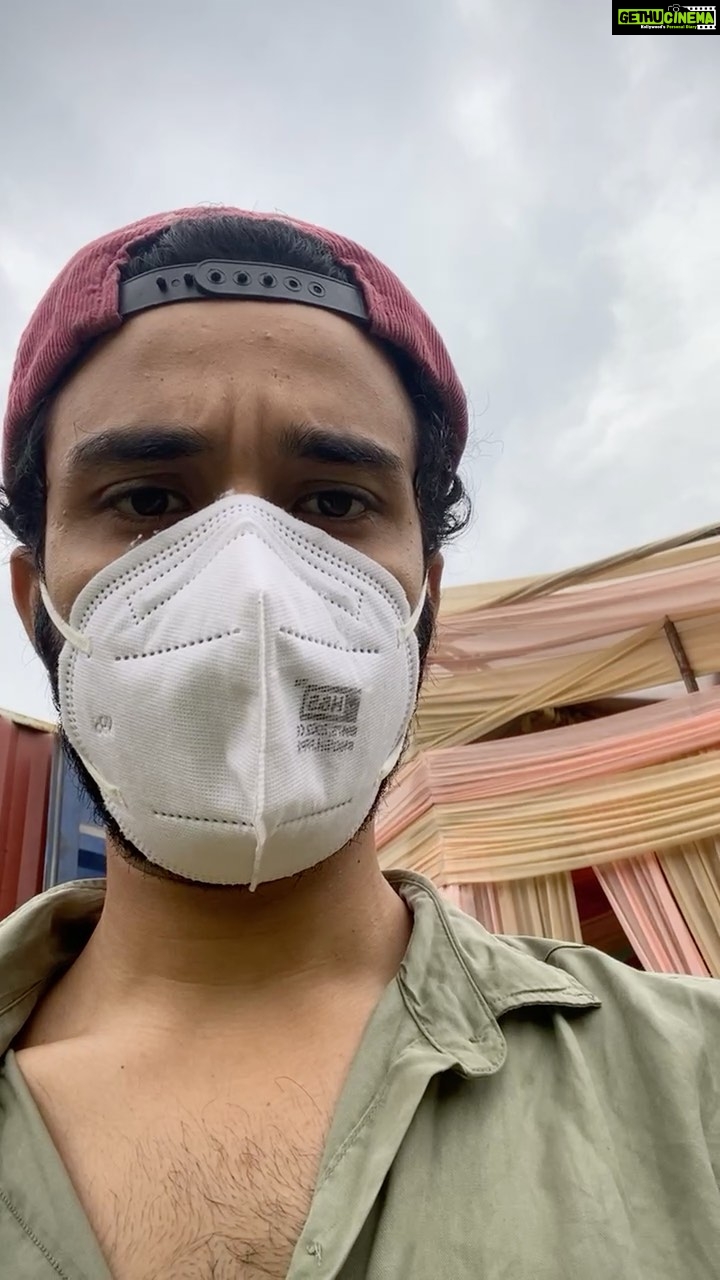 Raghav Juyal Instagram - Thank you everyone for supporting us ! We are now fighting βπ½ All because of our wonderful team @rachitajewelofficial #majmuditsood @chinukwatraofficial @khushiyaantimes @shutupviraj @ishanbhandarii @rajat.gautam__ @thedoongirl13 @deepakramola
