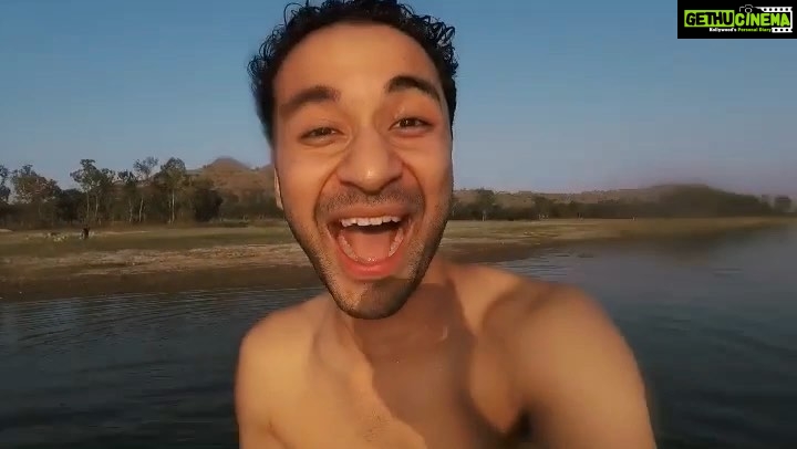 Raghav Juyal Instagram - This is instant justice 🤣. @ishanbhandarii @sumit0321