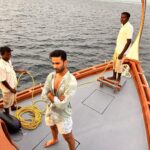 Raghav Juyal Instagram - I keep picking my trail , if u want to live life and see the world u pick yours too ❤️🤘 @pickyourtrail @lilybeachresortmaldives #Pickyourtrail #Hasslefreeholidays #LilyBeach #Ilovelily Lily Beach Resort & Spa at Huvahendhoo, Maldives