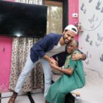 Raghav Juyal Instagram - Big Thank you to my favourite, @raghavjuyal bhai for blessing us with your presence at Ananta Khushiyaan Ashram and sharing your warmth and positivity. The senior citizens from @ananta_khushiyaan_niwas , boys from @armaanbalniwas and girls from @mangalabenbalikaniwas really loved and enjoyed your Togetherness ! Totally blessed. Thank you for appreciating the efforts of project @mardtalkindia and understanding the importance of biodegradable sanitary pads. You are truly a hero and super grounded personality ❤️💫 @anantainfinite1 @khushiyaanorg . . . 📷 : @iamgauravmandal #raghavjuyal #raghavalawrence #raghav #raghavjuyal_world_ Thane