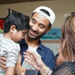 Raghav Juyal Instagram - Big Thank you to my favourite, @raghavjuyal bhai for blessing us with your presence at Ananta Khushiyaan Ashram and sharing your warmth and positivity. The senior citizens from @ananta_khushiyaan_niwas , boys from @armaanbalniwas and girls from @mangalabenbalikaniwas really loved and enjoyed your Togetherness ! Totally blessed. Thank you for appreciating the efforts of project @mardtalkindia and understanding the importance of biodegradable sanitary pads. You are truly a hero and super grounded personality ❤️💫 @anantainfinite1 @khushiyaanorg . . . 📷 : @iamgauravmandal #raghavjuyal #raghavalawrence #raghav #raghavjuyal_world_ Thane
