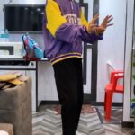 Raghav Juyal Instagram – VIDEO OUT NOW.. LINK IN MY BIO. ❤️🤟🏼☝🏼 @tabish_pasha 

#kyunkhawaabdikhaye 
.
.
@choreographerdharmesh @niveditaasharma @shahharshit42 @aliarmaanzainvi