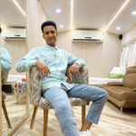 Raghav Juyal Instagram - @gilletteindia se ki hai shave, bujhe?