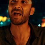 Raghav Juyal Instagram - Bony ki baatein, Bony hi jaane. #BahutHuaSammaan now streaming on @disneyplushotstarvip. . . @yoodleefilms