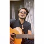 Raghav Juyal Instagram - @mikasingh paaji specially aapke liye , we love u ❤️❤️paaaji , u are like our big brother and last night we thought of dedicating this, and the guitar on the singer is my frnd 😂😂 @tabish_pasha , he is your big fan