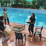 Raghav Juyal Instagram - Guys this is #salvusmusic 😂😂 @tarxan59 @ishanbhandarii @priyaanshu.xo @salvushotels #salvushotels