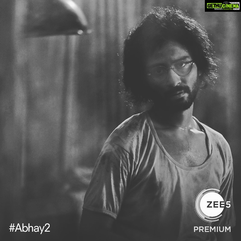 Raghav Juyal Instagram - जल्द ही #TheRoadToJustice The full season of #AbhayOnZEE5 drops on 29th September @zee5premium @khemster2 @iamramkapoor @kenghosh19 @ashanegi @nidhisin @biditabag @chunkypanday @raghavjuyal @AsheemaVardaan @indraneilsengupta